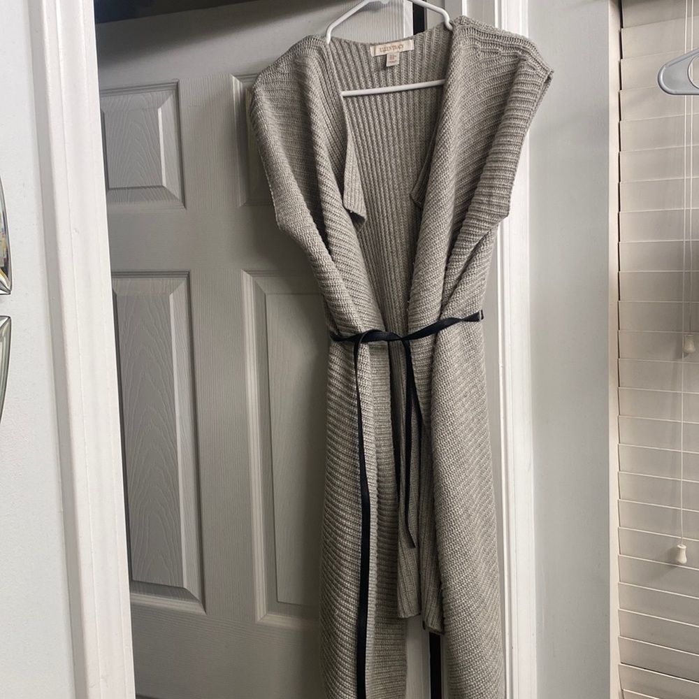 Open leather tor sweater